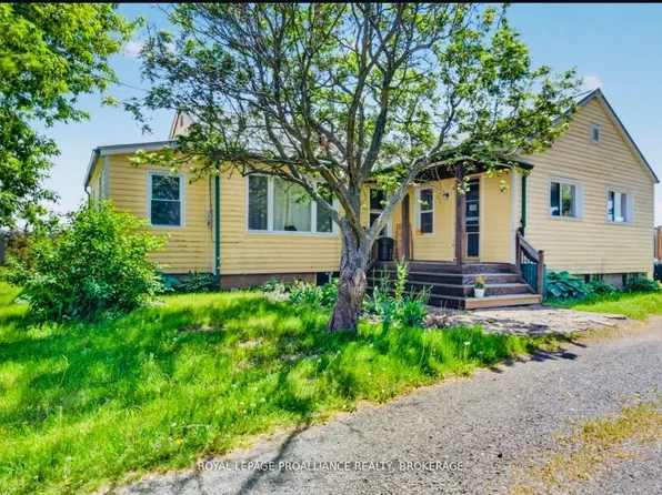 5790 County Road 2, Loyalist, ON K0H 2H0