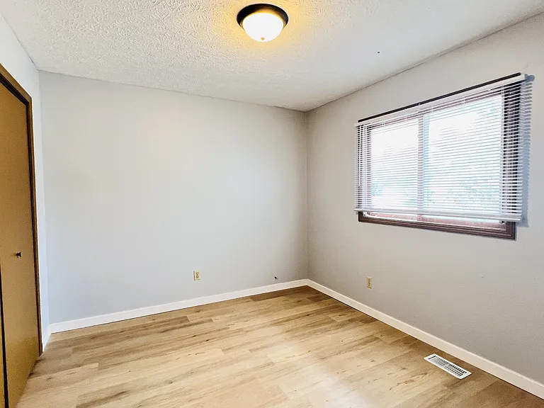 431 S Village Ct #1 — Photo 26