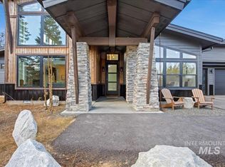 10 Norwood Pl, Donnelly, ID 83615