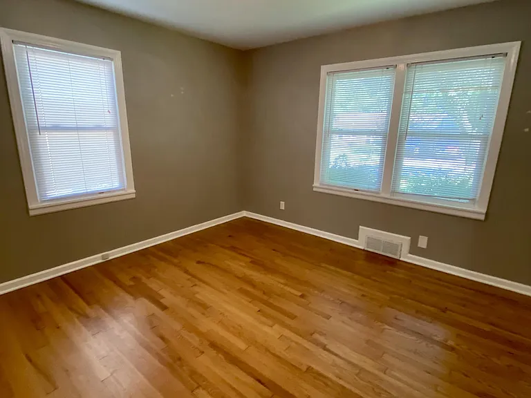 6034 Juniper Dr — Photo 2