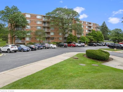 2222 S Stewart Ave APT 2D, Lombard, IL, 60148