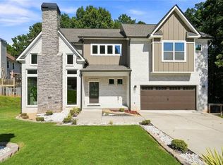 181 Eagle Glen Dr, Woodstock, GA 30189