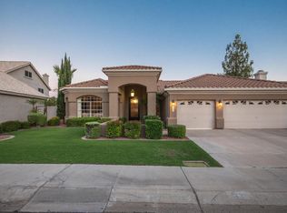 5875 W Del Lago Cir, Glendale, AZ 85308