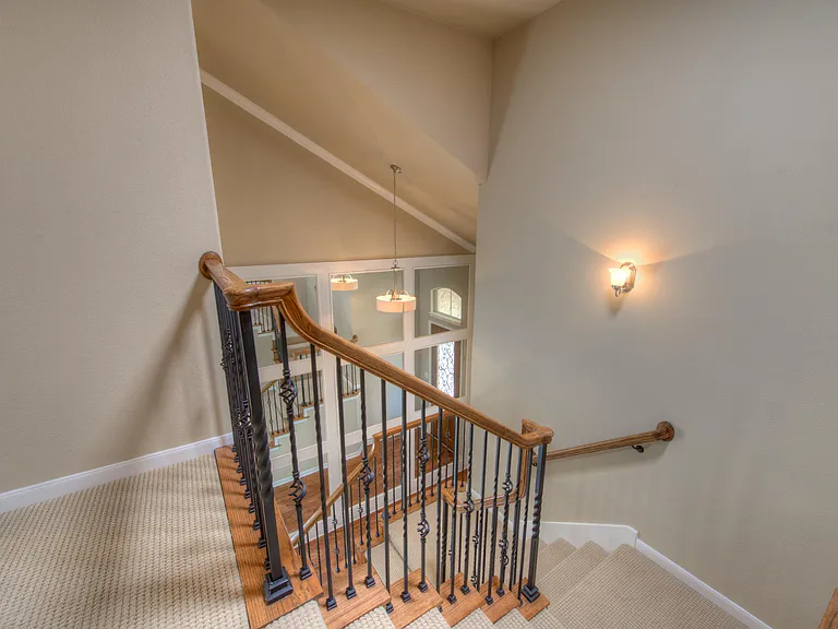 405 Meadowlark St #B — Photo 24