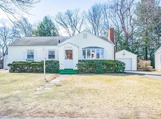 123 Manning St, Chicopee, MA 01020