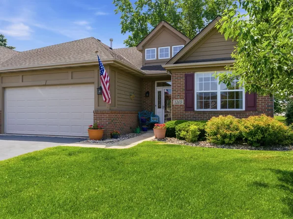 1203 Poppyfield Pl, Schererville, IN 46375