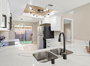 213 N 18th St APT A, Las Vegas, NV 89101