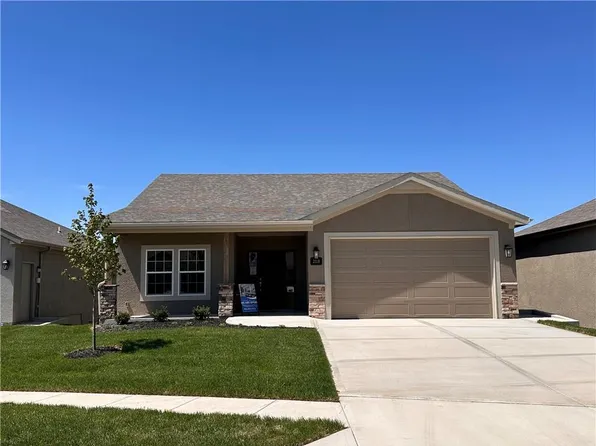 2118 Greenfield Point, Kearney, MO 64060
