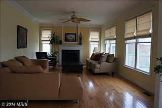 2nd image of 11420 Woodview Dr