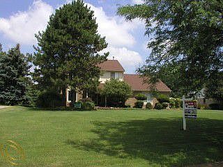 2nd image of 25464 Birchwoods Dr