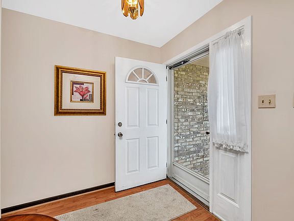 4th image of 8418 Cherry Hill Ave