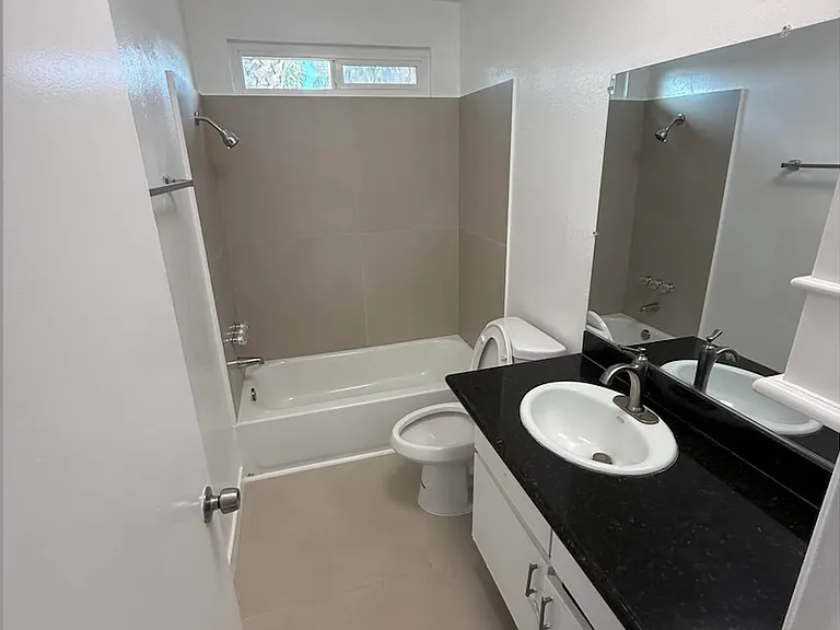 8414 Columbus Ave #15 — Photo 8