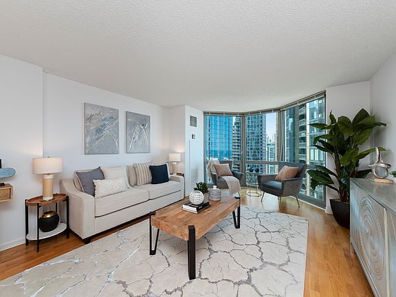 3rd image of 195 N Harbor Dr APT 2501