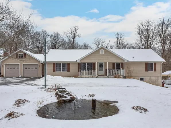2423 Benders Dr, Bath, PA 18014