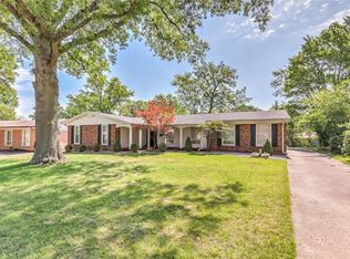 4 Cornflower Ct, Florissant, MO 63033