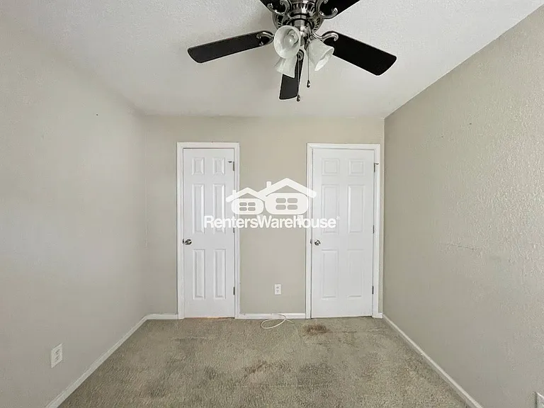 1947 Candlelight Dr — Photo 19