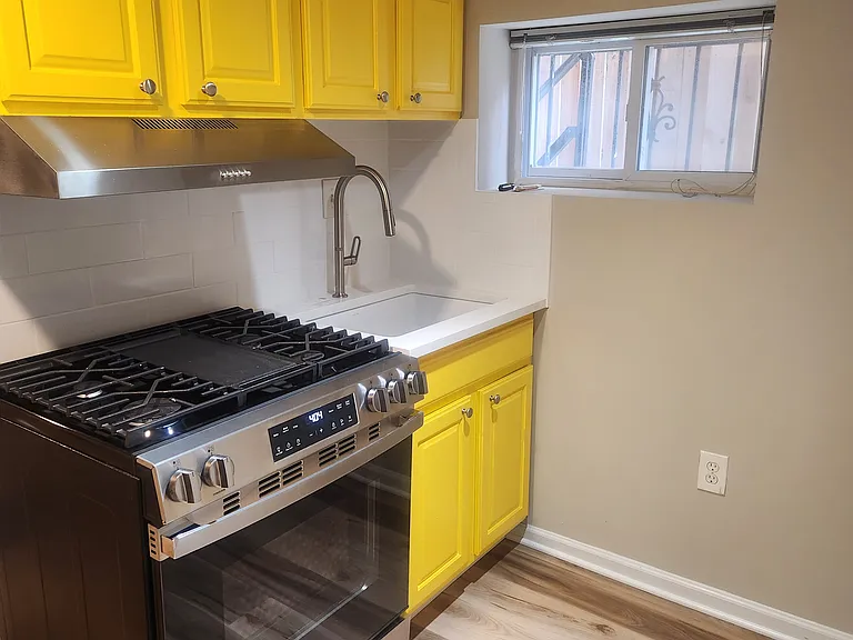 3530 10th St NW #B — Photo 16