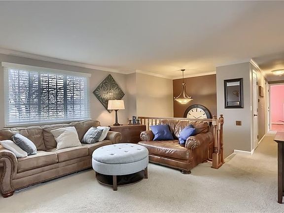 4th image of 208 Woodridge Dr