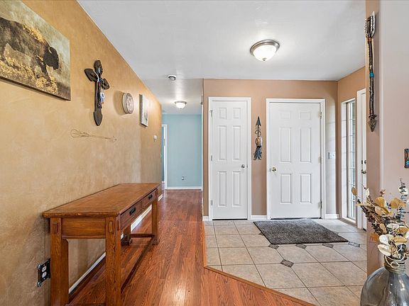 3rd image of 206 Jackson Peak Dr