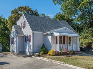 71 Bergen Ave, Haskell, NJ 07420