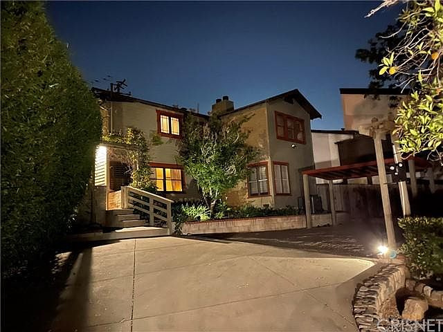 1st image of 629 Alta Vista Dr
