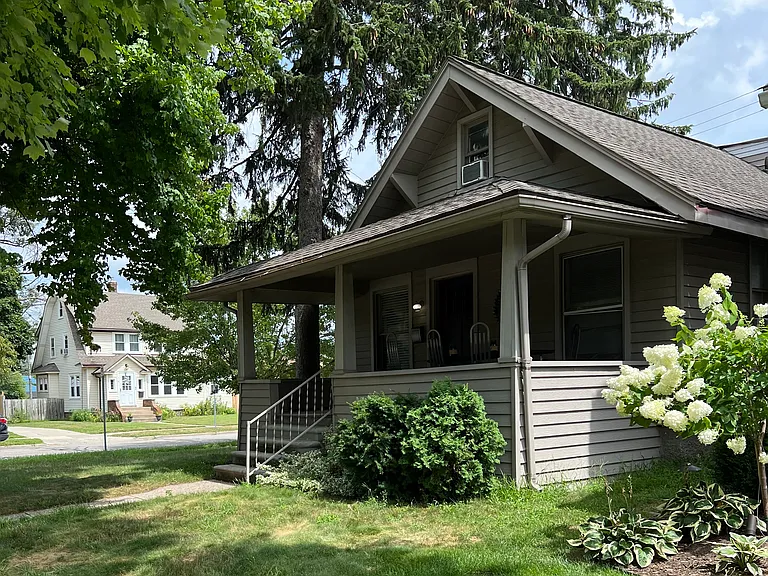 612 N Center St — Photo 25