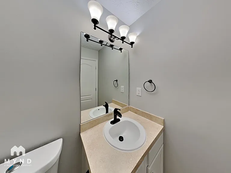 316 Eleanor Dr — Photo 13