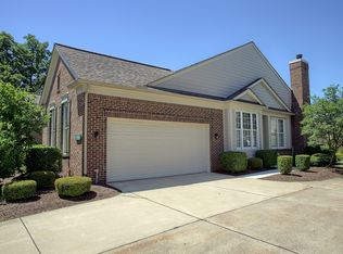 39500 Champion Ct, Northville, MI 48168