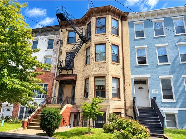 172 Grand St APT 2, Newburgh, NY 12550