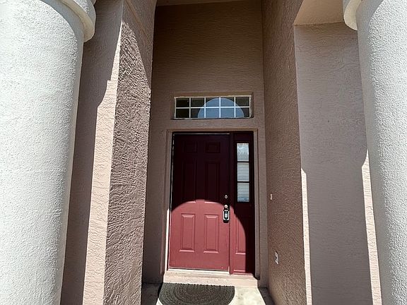 4th image of 13367 Luxbury Loop