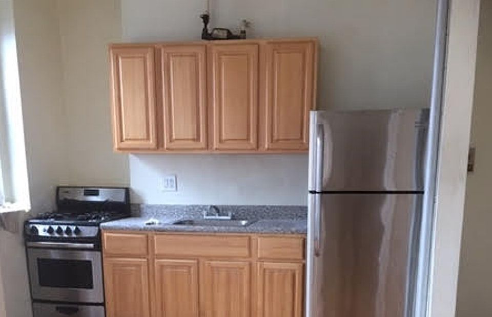 2nd image of 1275 Lafayette Ave APT 1D