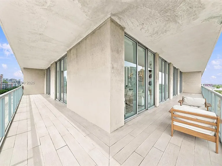 3470 E Coast Ave #H0901 — Photo 7