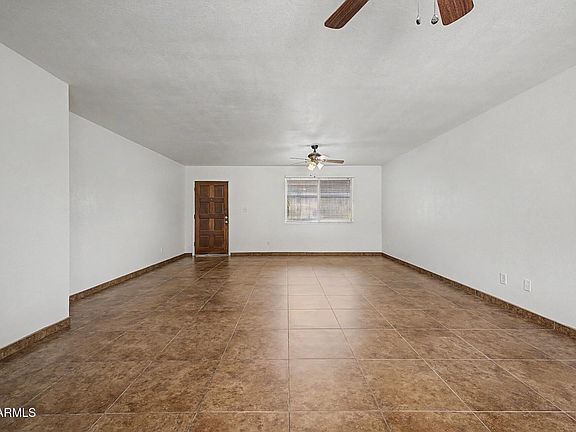 4th image of 1503 E Newport Drive