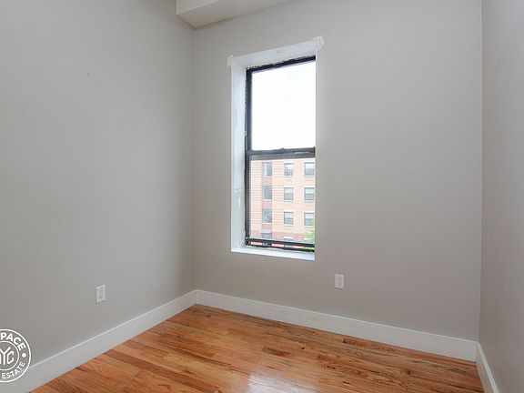 2nd image of 1809 Saint Johns Pl #3A