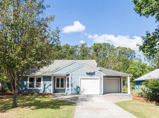 1057 Oakcrest Dr, Charleston, SC 29412