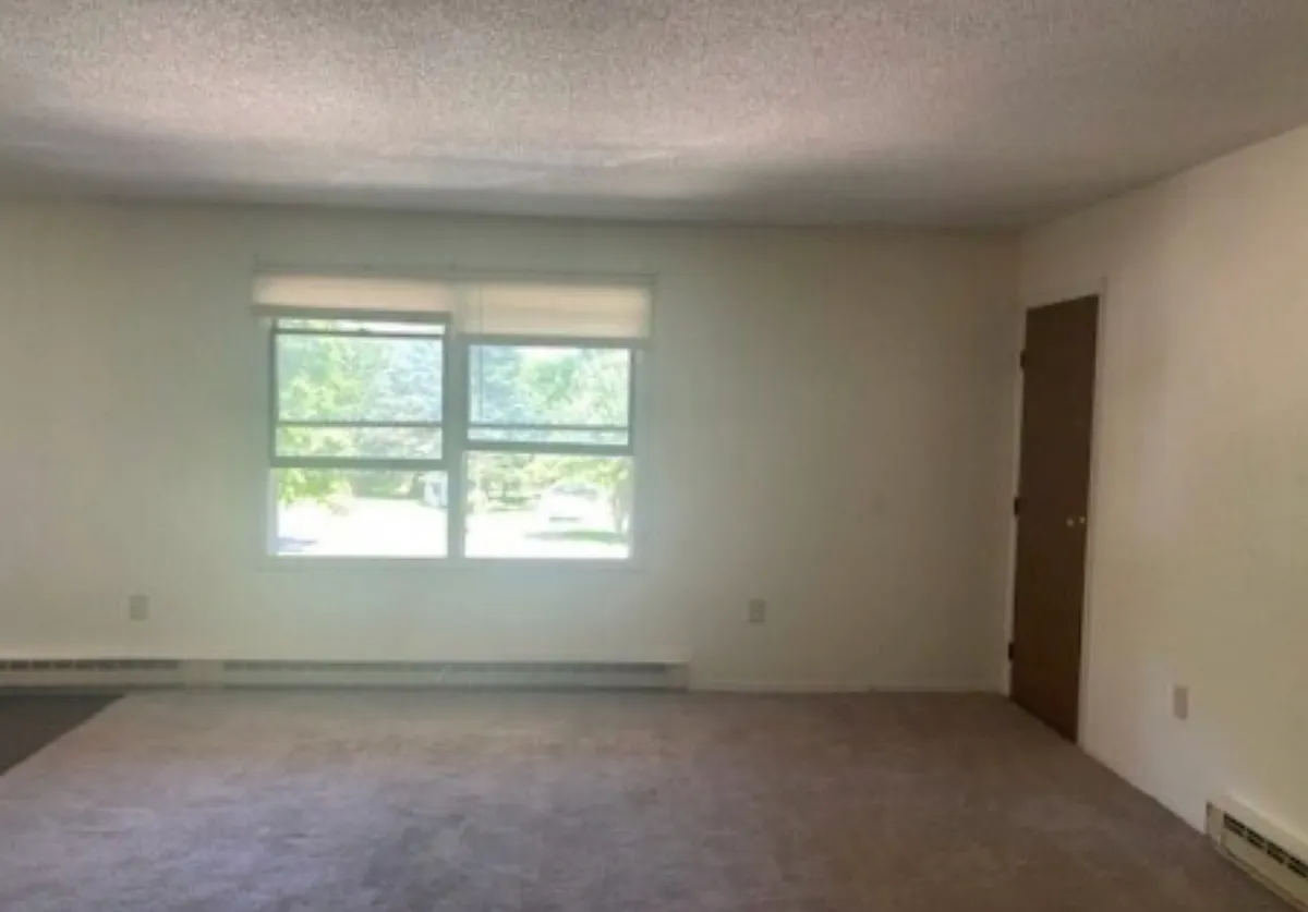 Building Photo - 222 Reading Ave #D