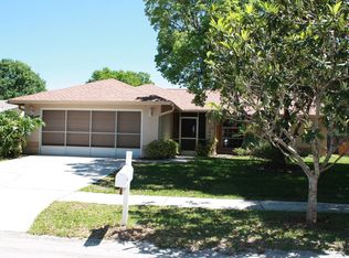 1344 Edgewater Ct, Lutz, FL 33559