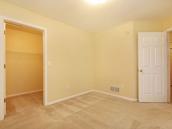 2nd image of 7058 W Cannon Place Dr NE