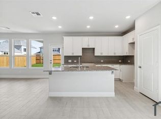 1611 Athena Ln, Forney, TX 75126