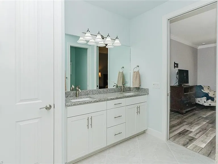5257 Juliet Ct — Photo 17