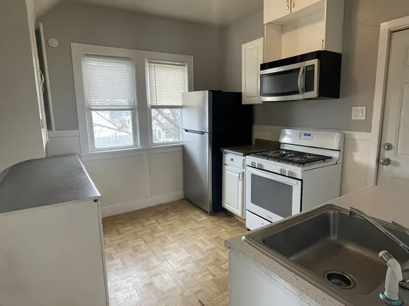 4255 Penn Ave N, Minneapolis, MN 55412