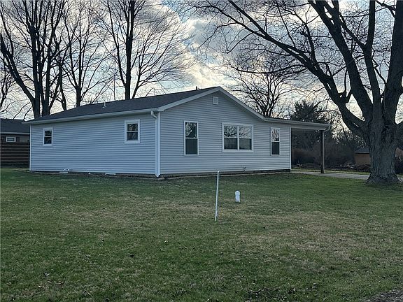 2nd image of 215 Rooney Dr