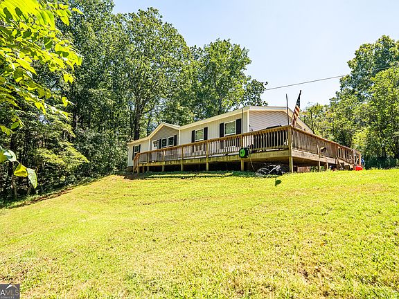 2nd image of 3589 Sequoia Rd