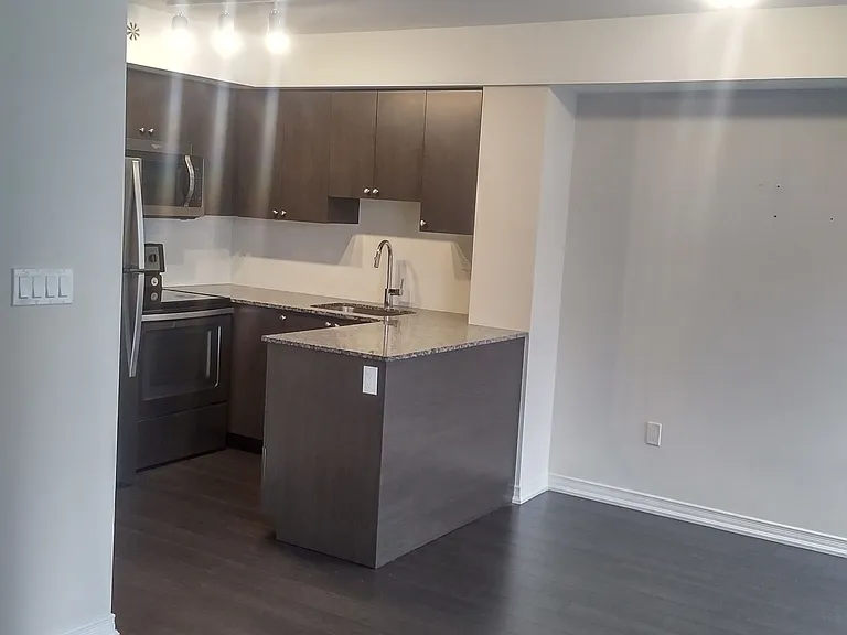 80 Orchid Place Dr #309 — Photo 1
