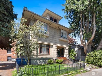 711 Summit Avenue E, Seattle, WA, 98102