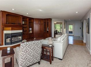 29403 Prospect Cir, Adel, IA 50003