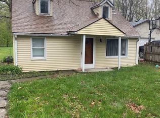 6082 Huntington Rd, Sylvania, OH 43560