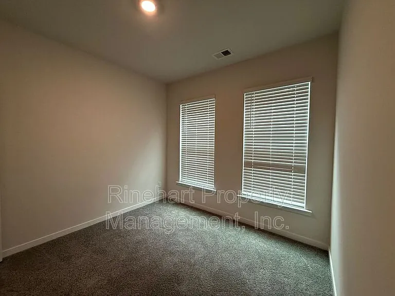 328 Ginsberg Rd — Photo 13