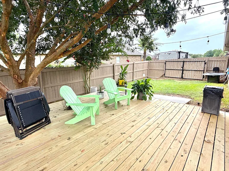 697 Parish Lakes Dr — Photo 24