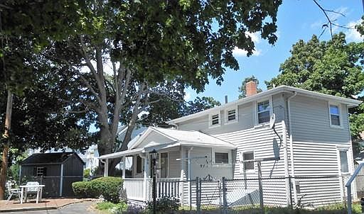 1st image of 146 W Elm Ave